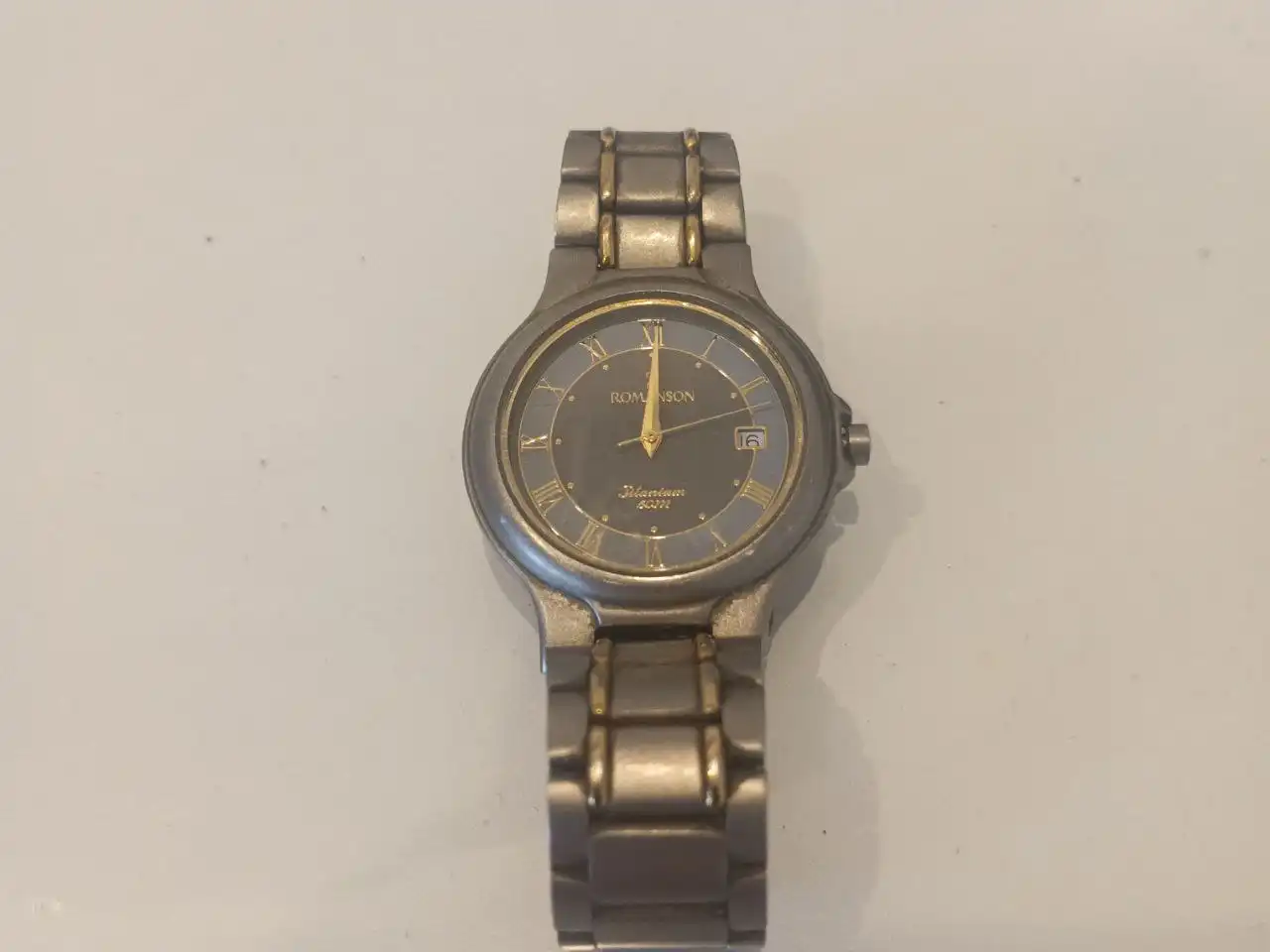 Продам часы Romanson