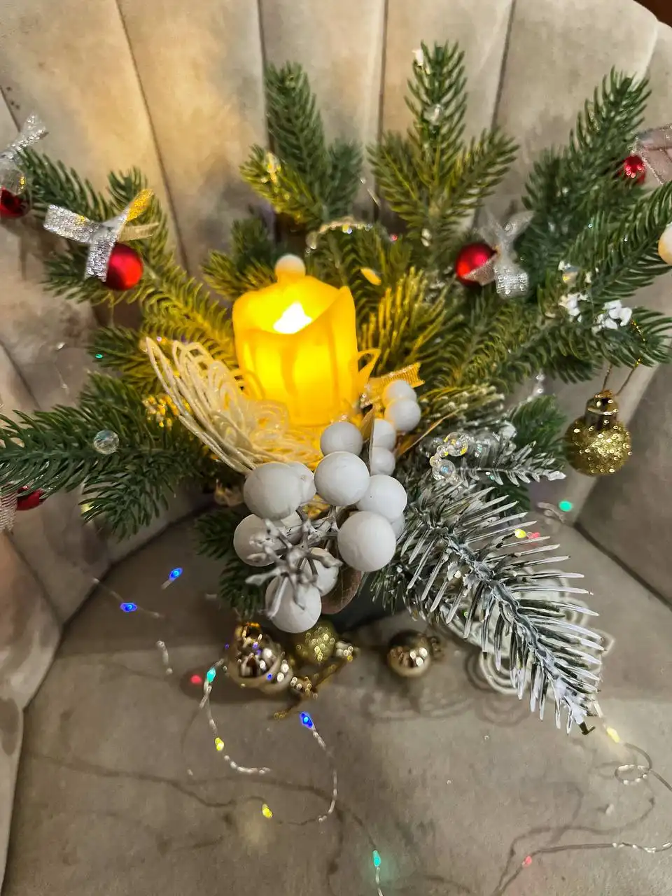 Новогодние композиции с лошадками для интерьера