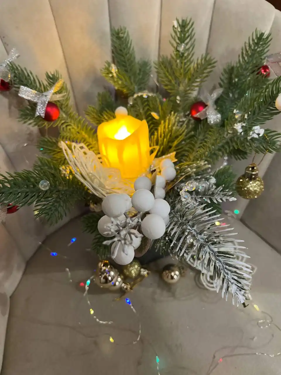 Новогодние композиции с лошадками для интерьера