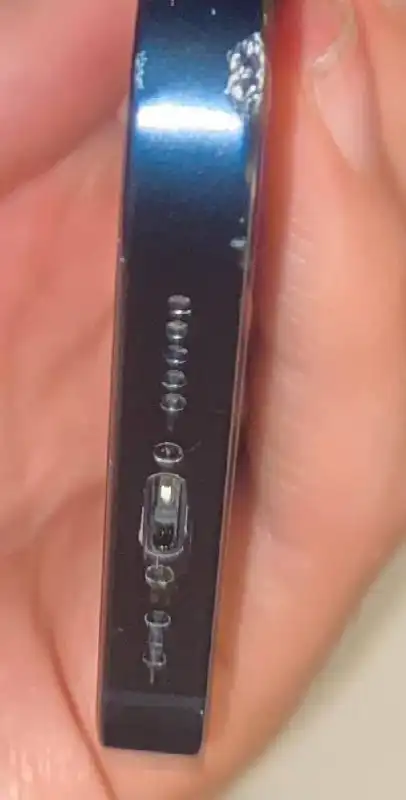 Продажа iPhone 13 в цвете Midnight