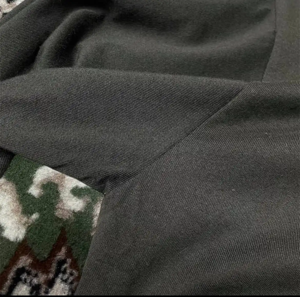 Оверсайз-футболка из плотного хлопка