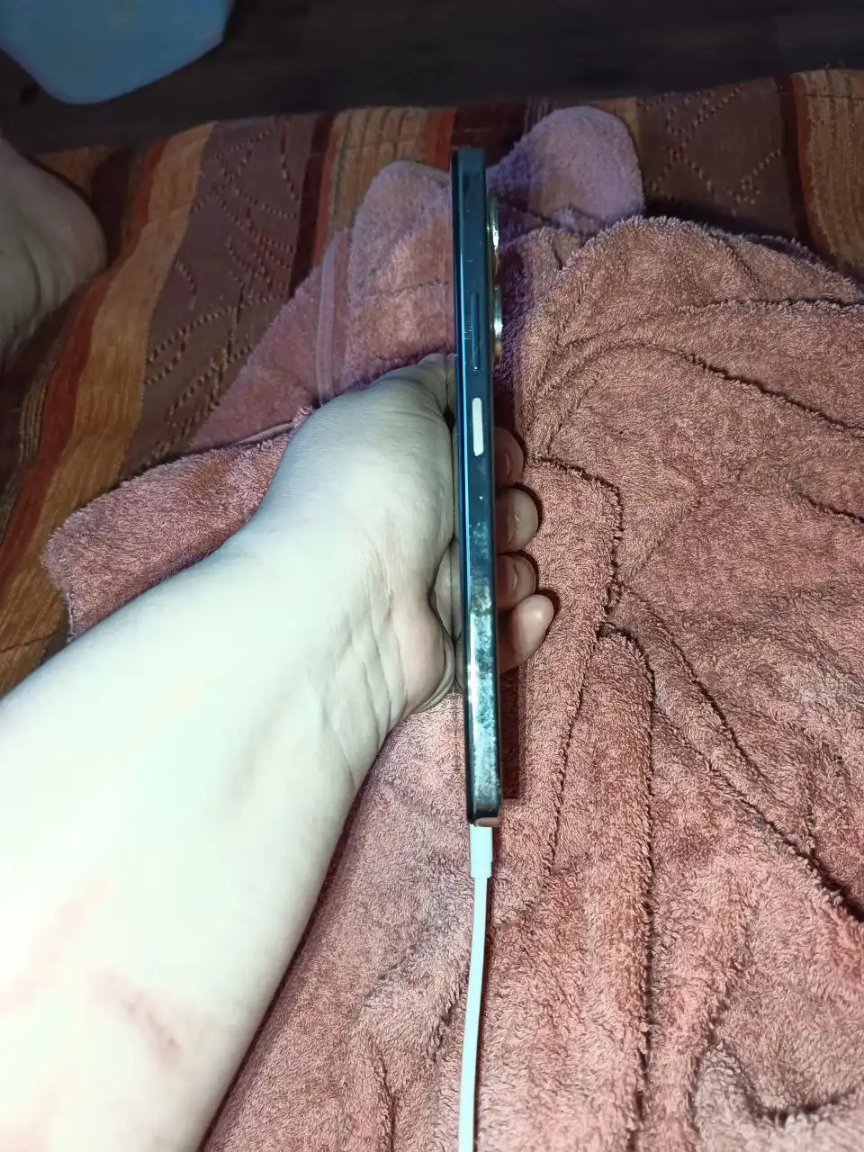 Продам телефон Tecno Spark 20pro