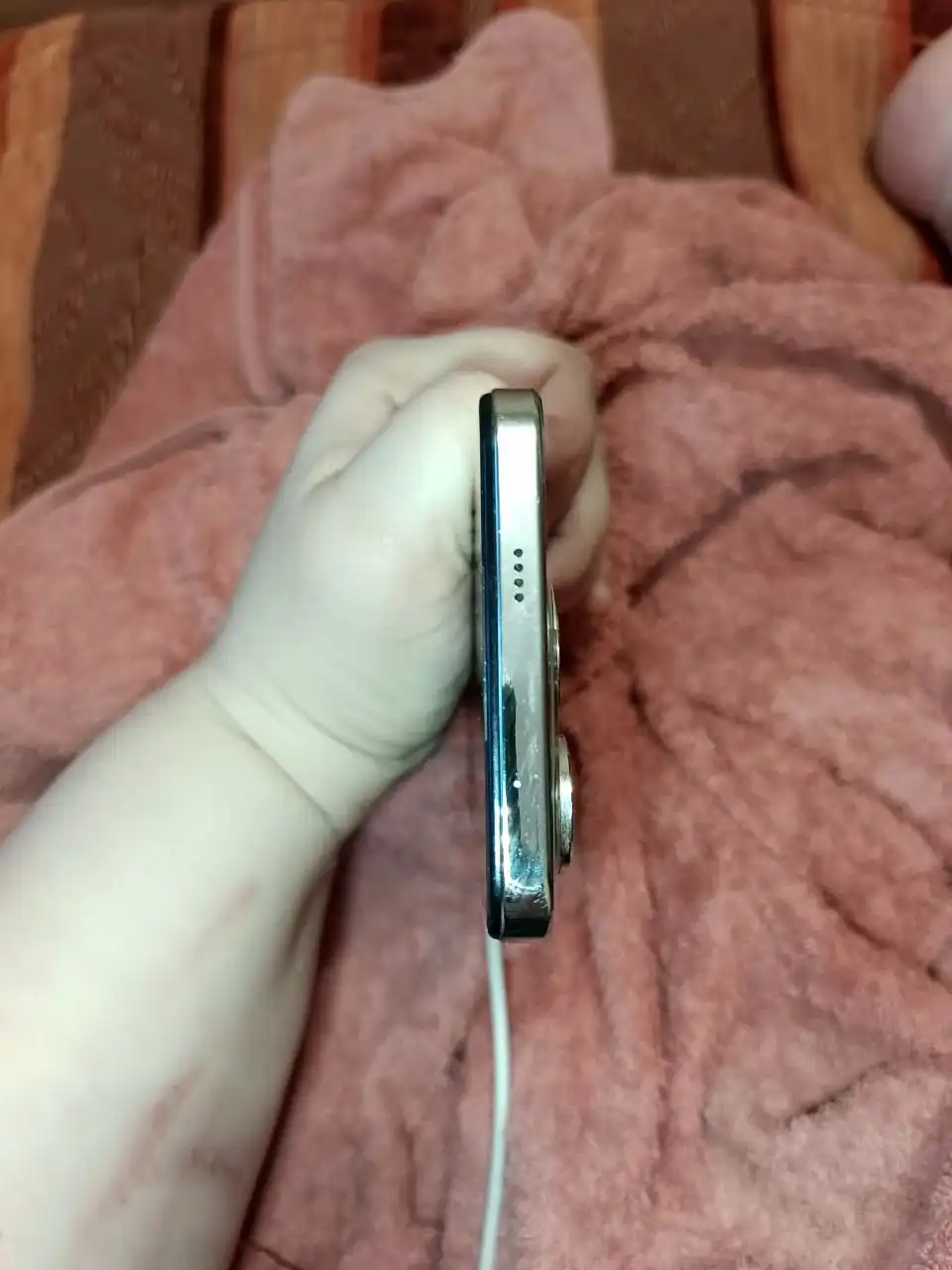 Продам телефон Tecno Spark 20pro