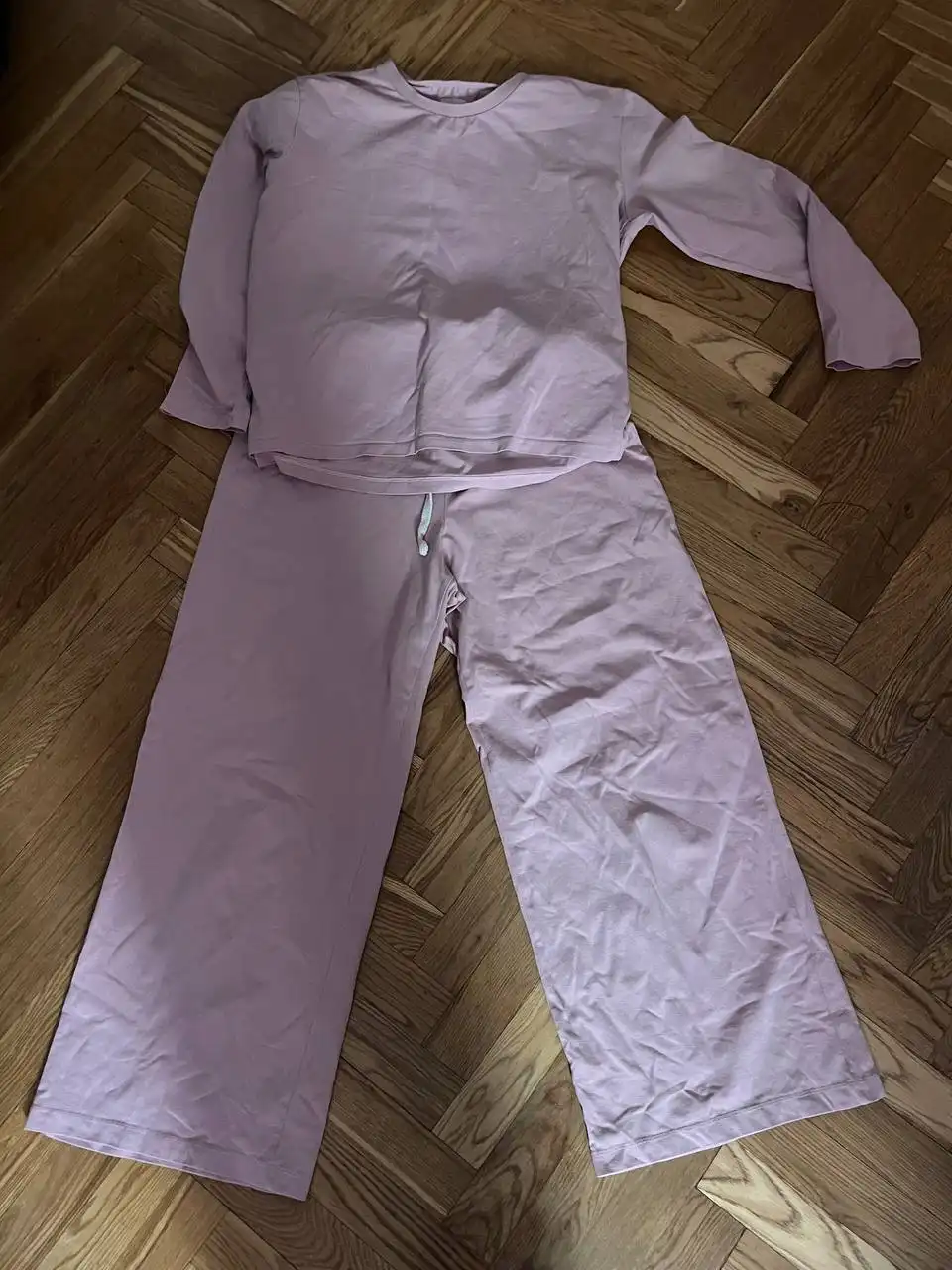 Продажа пижам разных размеров и цветов