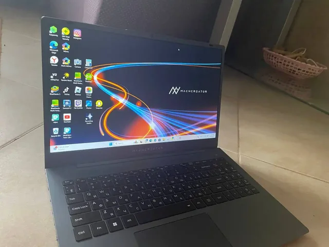 Ноутбук Machcreator One R5 в отличном состоянии - Мобильные телефоны и смартфоны в Уфа
