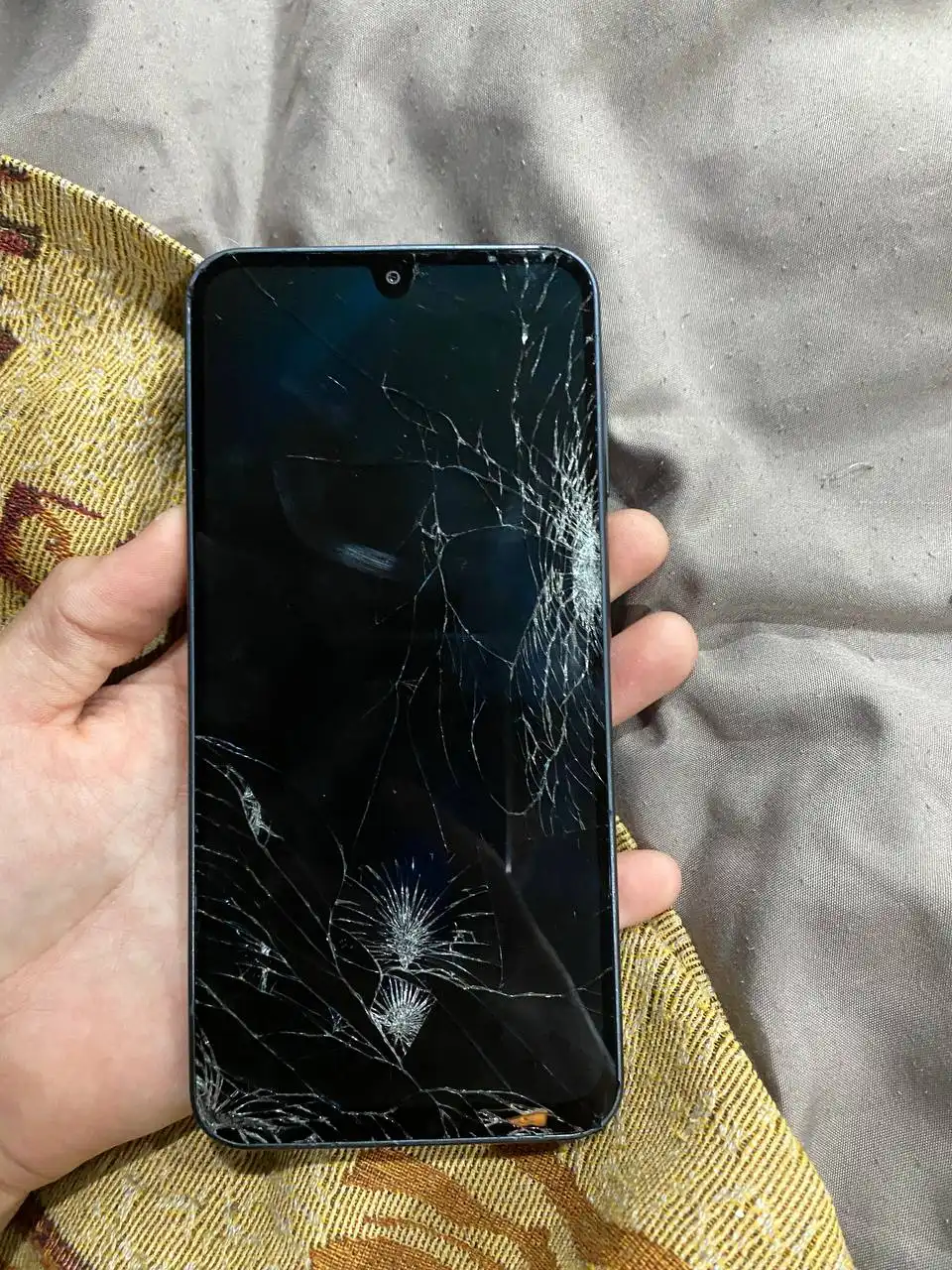 Смартфон Samsung A16 128 ГБ с неисправным экраном - Смартфоны (Электроника) в Уфа