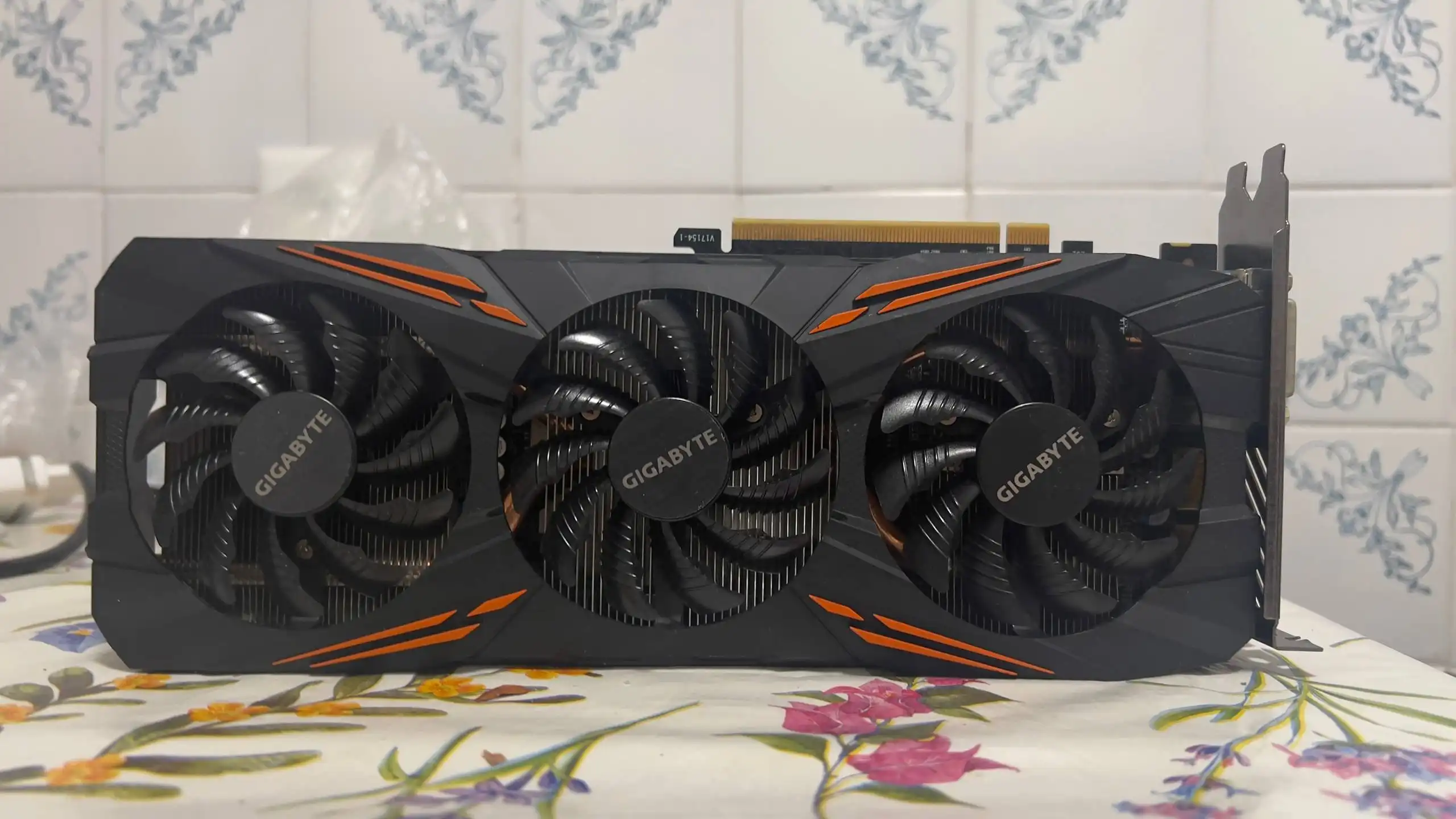 Видеокарта Gigabyte GeForce GTX 1070 G1 Gaming - Комплектующие для ПК (Электроника) в Уфа