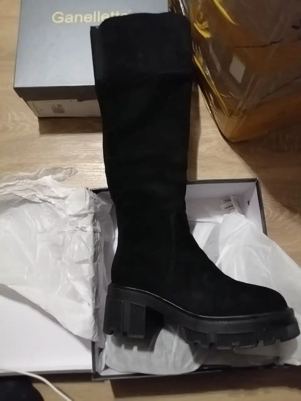 Продажа обуви размеров 36, 37, 38 в Уфе - Обувь (Барахолка) в Уфа