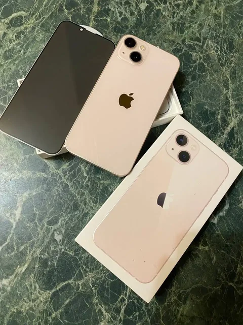 Продажа iPhone 11 и iPhone 13 - Электроника в Уфа