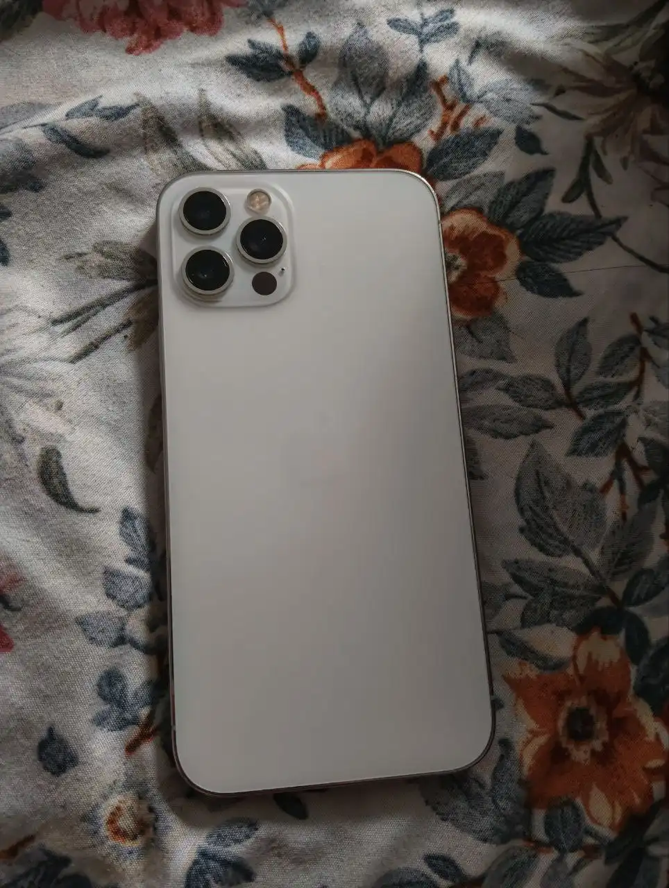 Продам iPhone 12 Pro 128GB - Смартфоны (Электроника) в Уфа