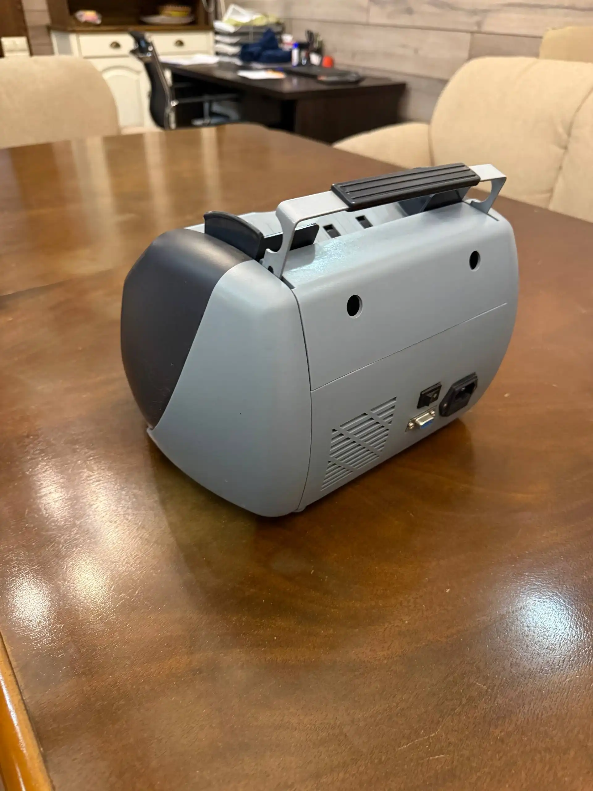 Счётчик для денег состояние как новый - Барахолка в Уфа