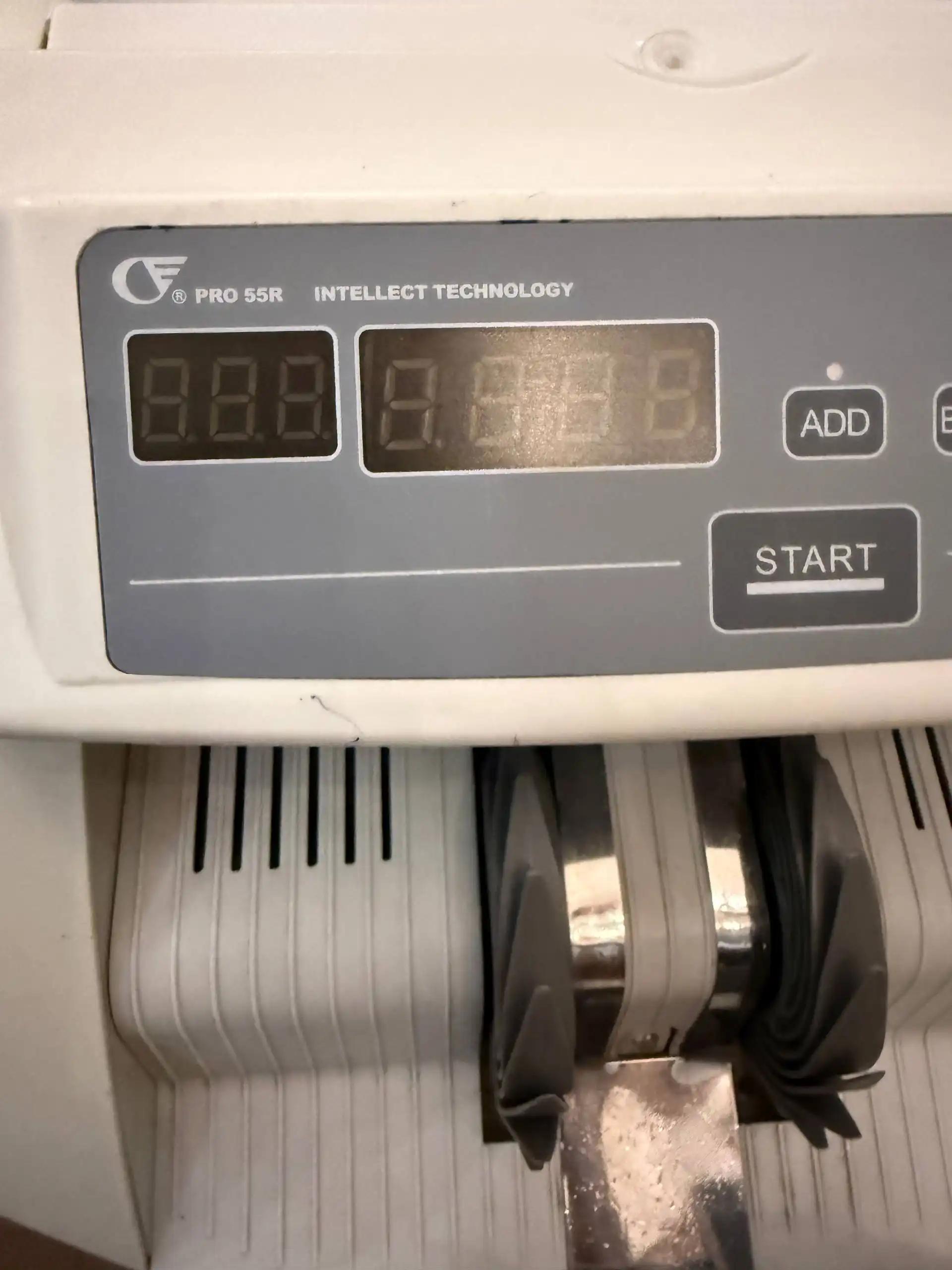 Продажа б/у машинки для счёта денег - Канцелярские товары (Барахолка) в Уфа