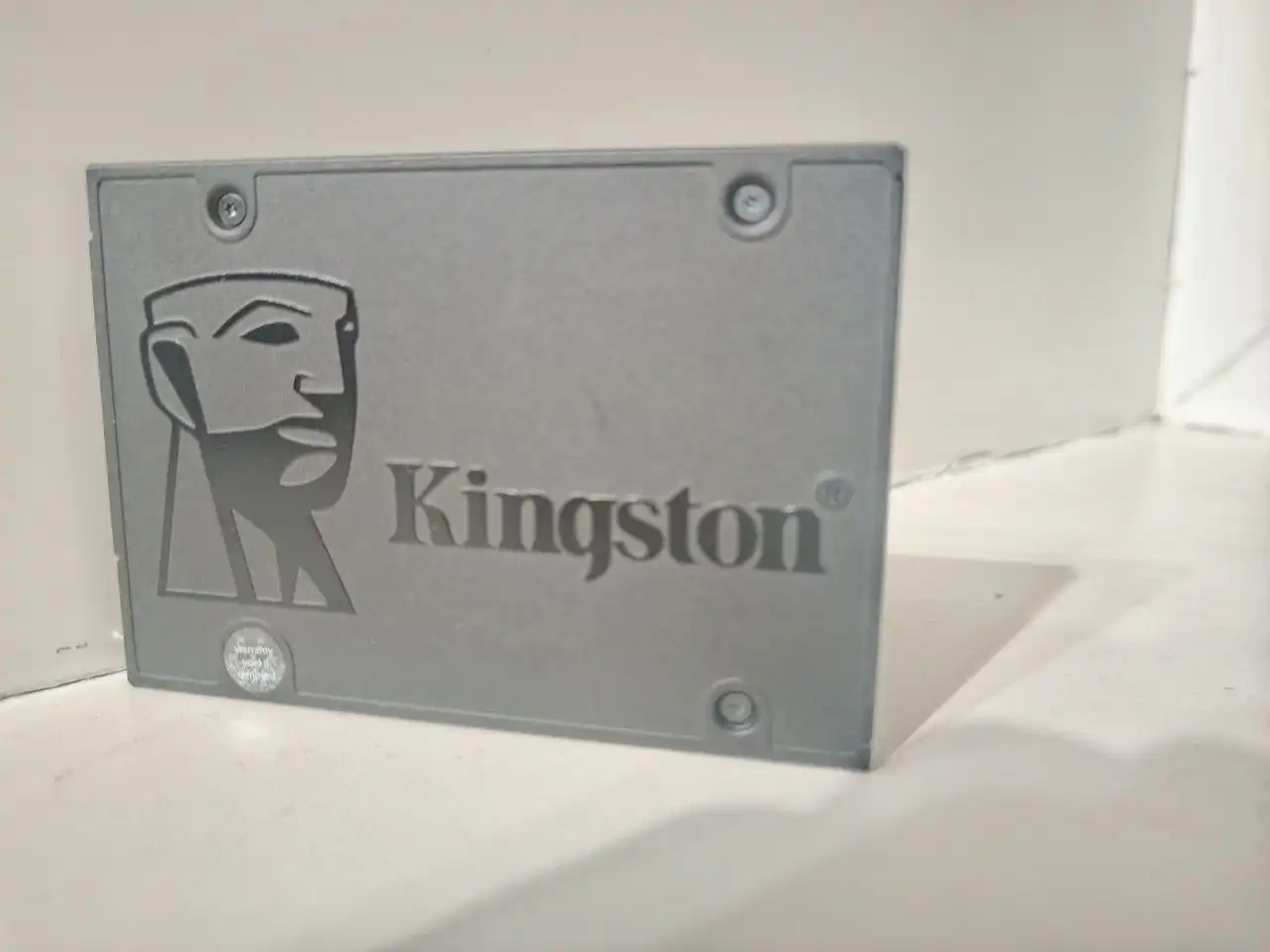 Продажа телефона, монитора и SSD - Барахолка в Уфа