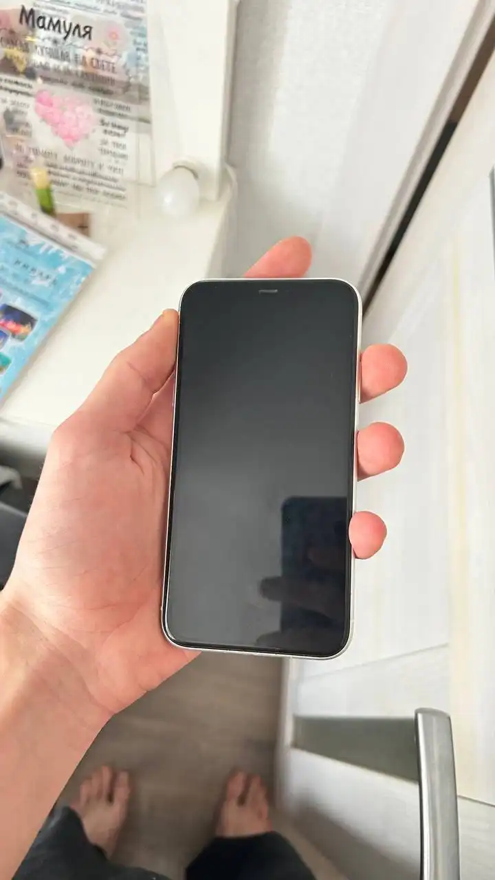Обмен iPhone 11 64 ГБ на модель выше с доплатой - Смартфоны (Электроника) в Уфа