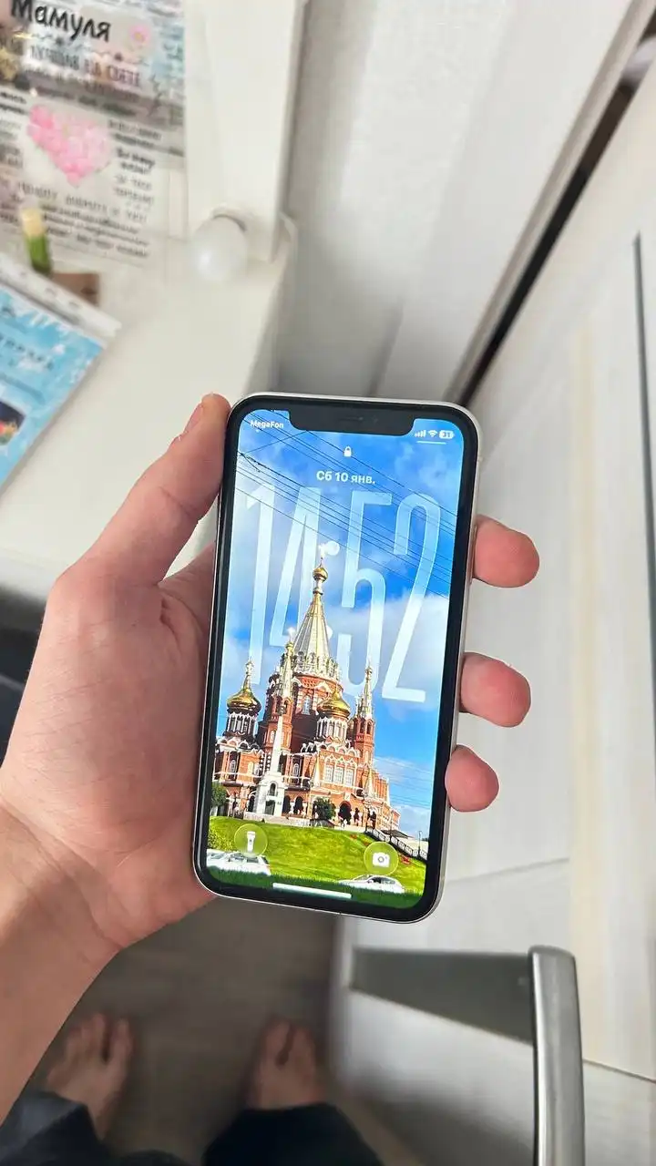 Обмен iPhone 11 64 ГБ на модель выше с доплатой - Смартфоны (Электроника) в Уфа