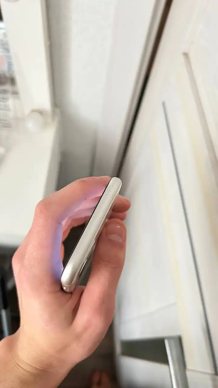 Обмен iPhone 11 64 ГБ на модель выше с доплатой - Смартфоны (Электроника) в Уфа