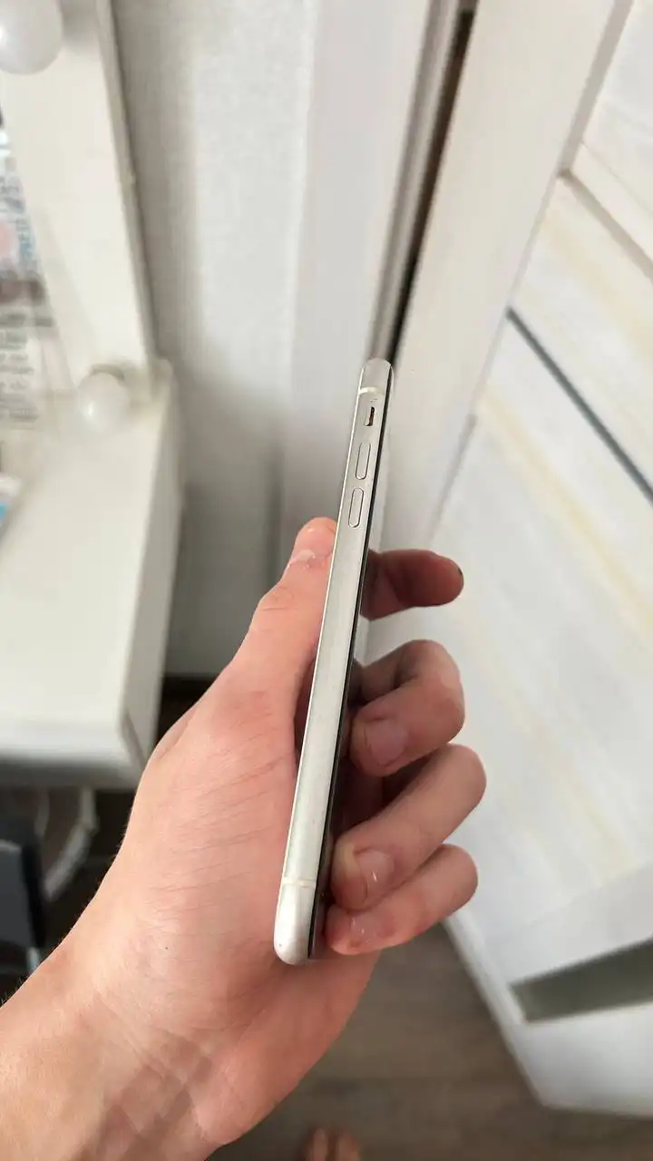 Обмен iPhone 11 64 ГБ на модель выше с доплатой - Смартфоны (Электроника) в Уфа