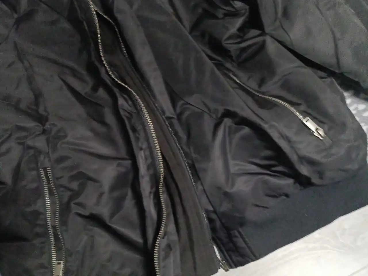 Продажа бомбера размер М - Верхняя одежда (Одежда) в Уфа