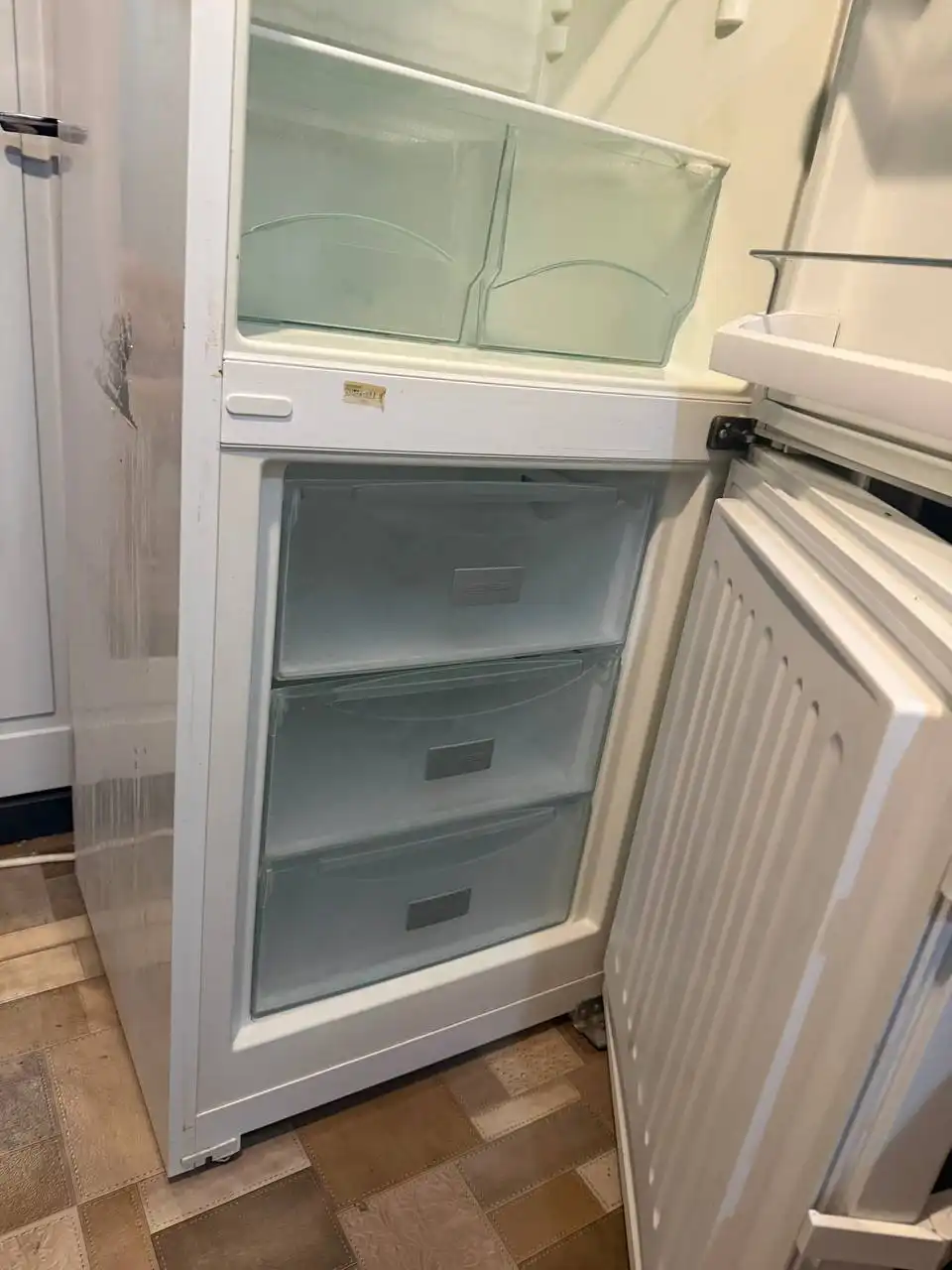 Холодильник LIEBHERR - Барахолка в Уфа