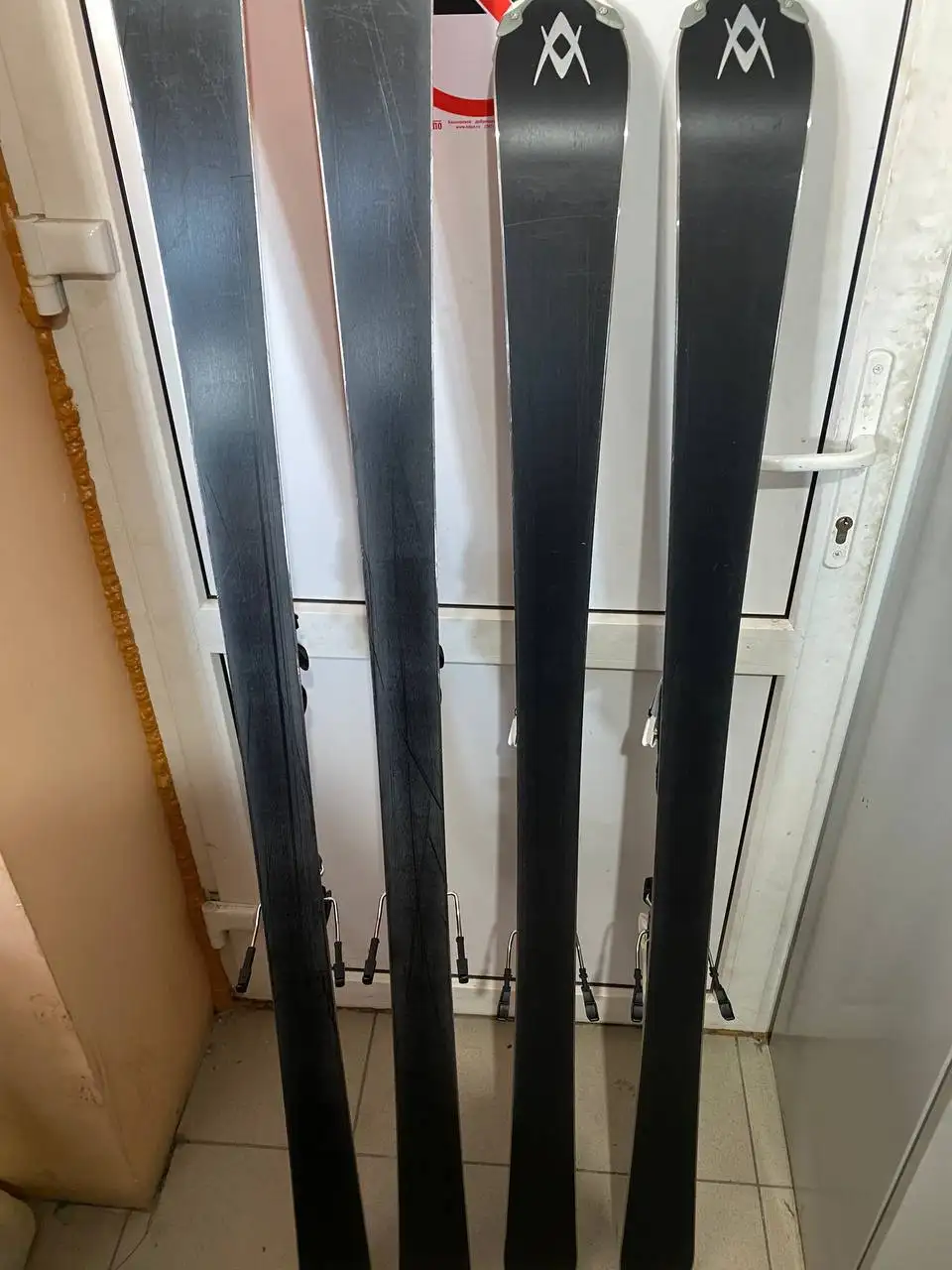 Продажа горных лыж, шуруповерта и ботинок - Барахолка в Уфа