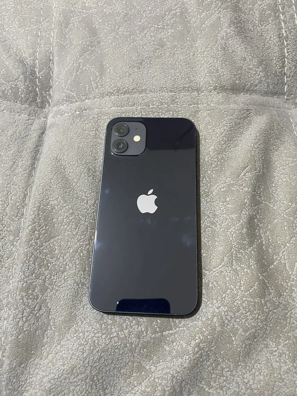 Продам iPhone 12 и iPhone 11 Pro - Смартфоны (Электроника) в Уфа