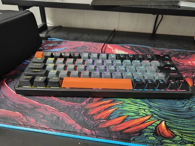 Продажа механической клавиатуры 60% - Компьютеры в Уфа