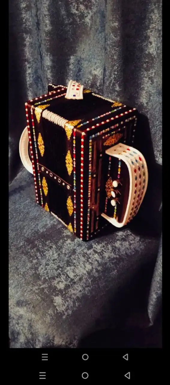 Продажа раритетной тальянки ручной работы после реставрации - Музыкальные инструменты (Хобби и отдых) в Уфа