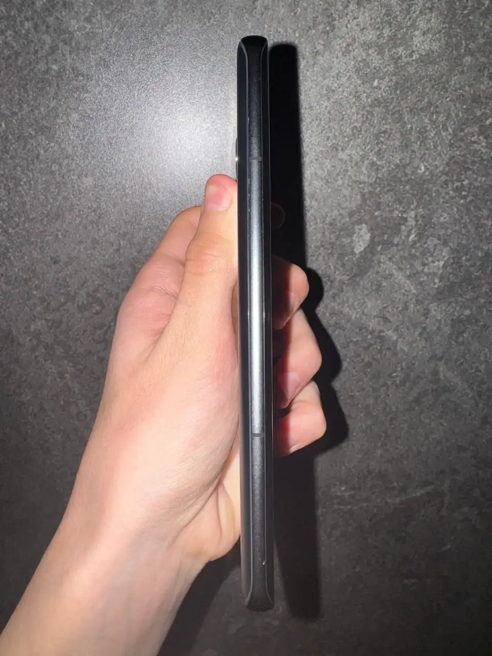 Продажа телефона с царапинами на экране, неисправным звуком и слабой АКБ - Смартфоны и телефоны (Электроника) в Уфа