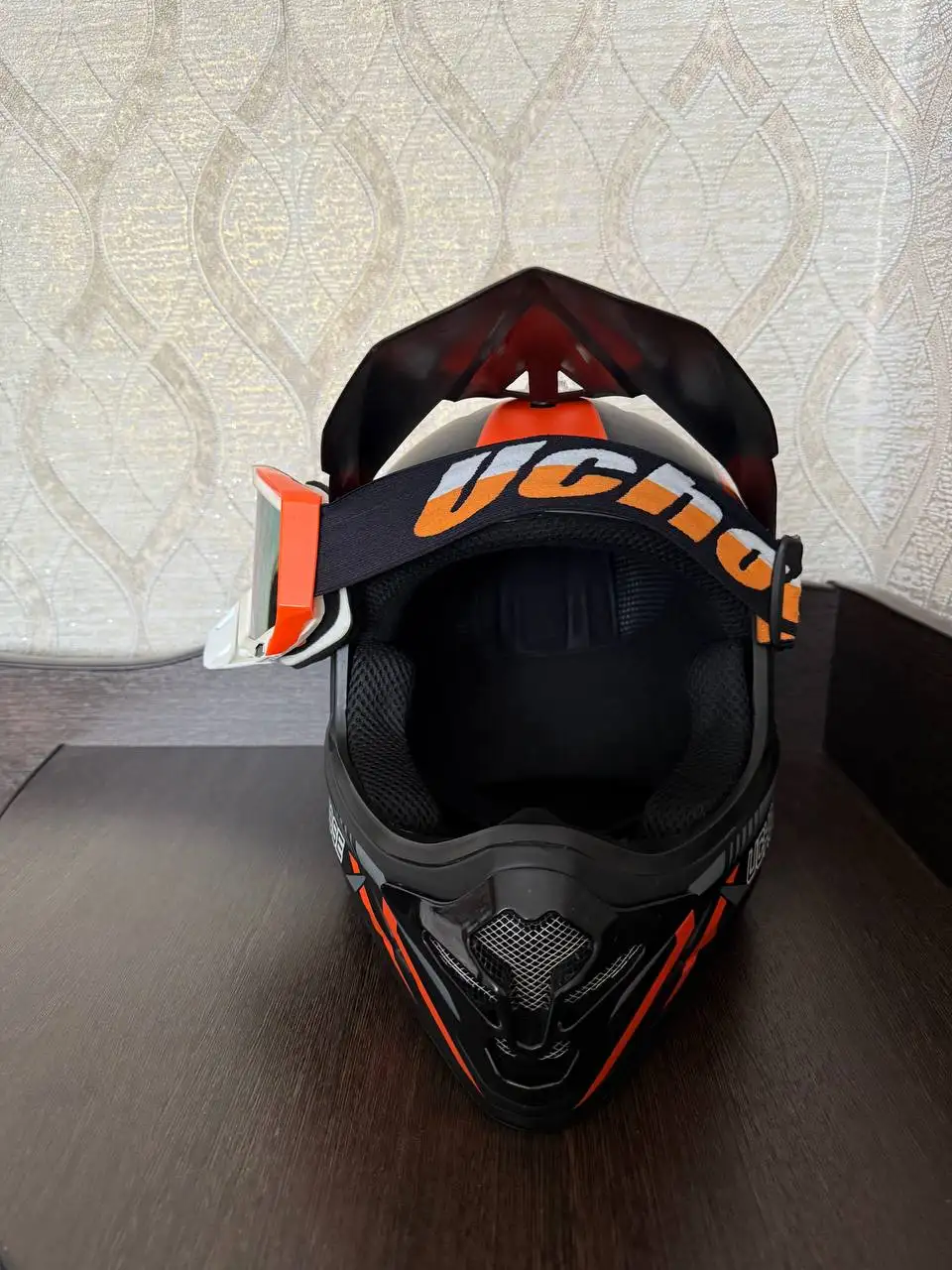 Продажа кроссового шлема фулл комплект - Мотоциклетная экипировка (Хобби и отдых) в Уфа