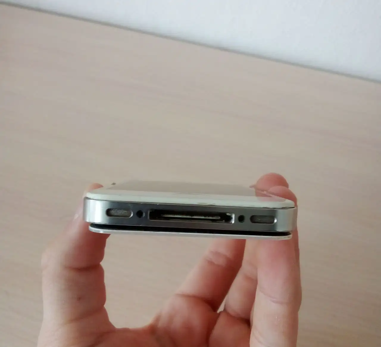 Продажа iPhone 4 на запчасти или восстановление - Смартфоны (Электроника) в Уфа