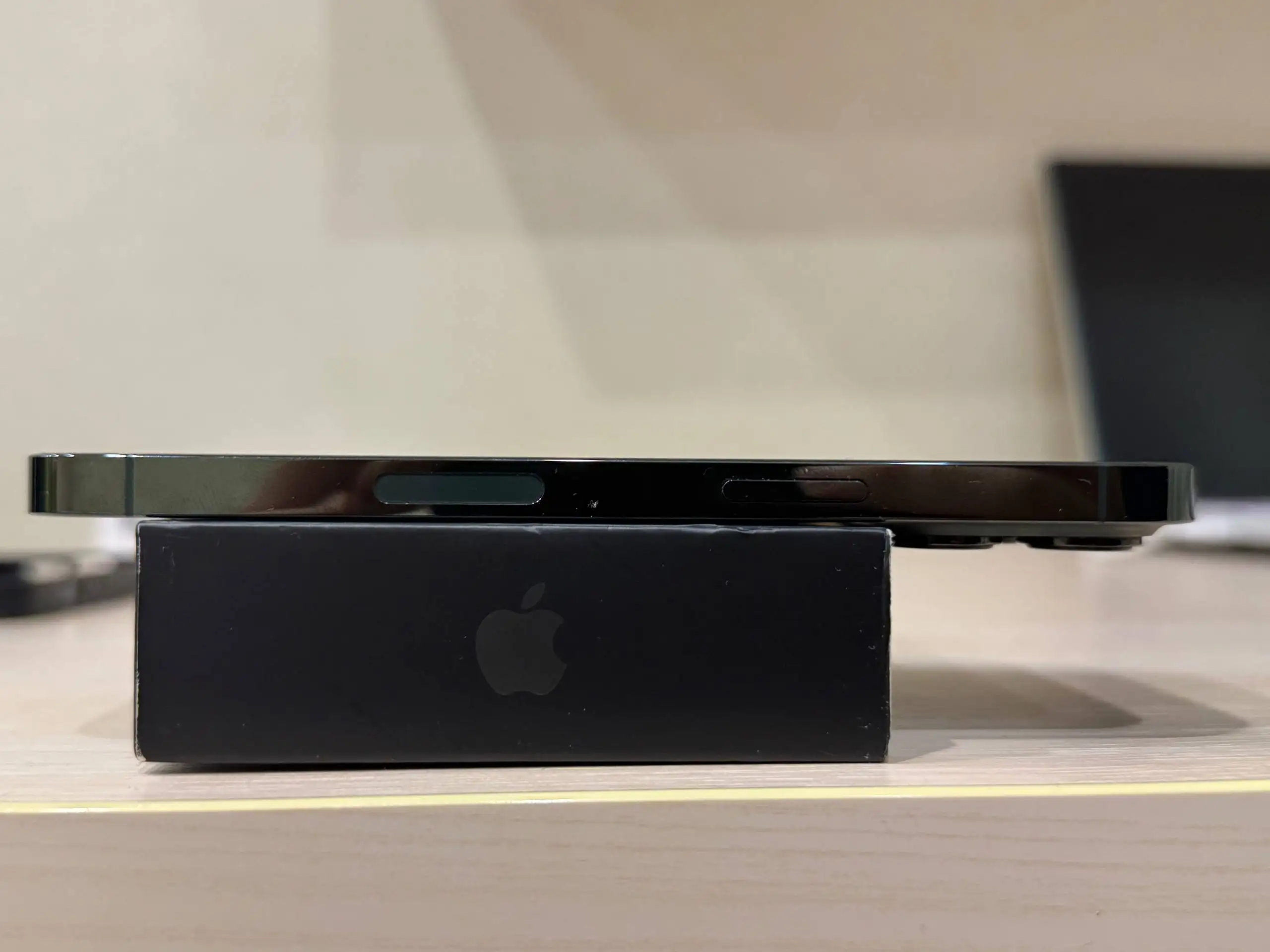 Iphone 13 Pro 256GB в идеальном состоянии - Смартфоны (Электроника) в Уфа