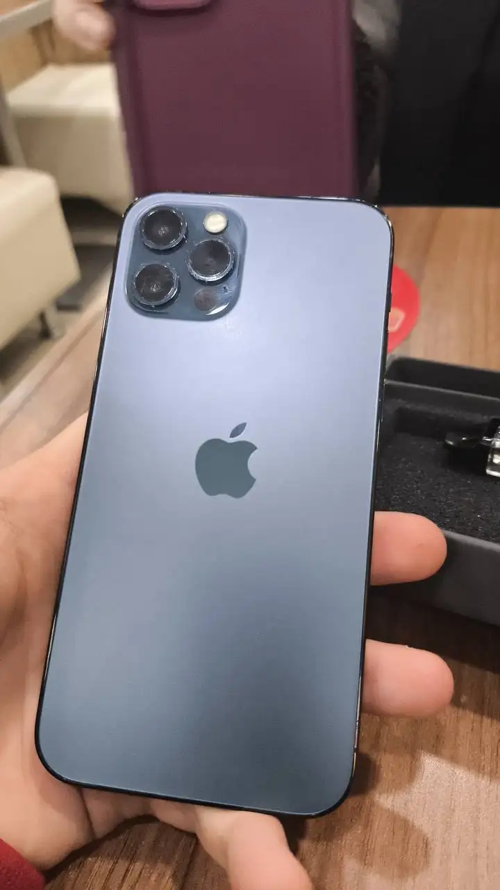 Обмен iPhone 12 Pro 256GB - Смартфоны (Электроника) в Уфа