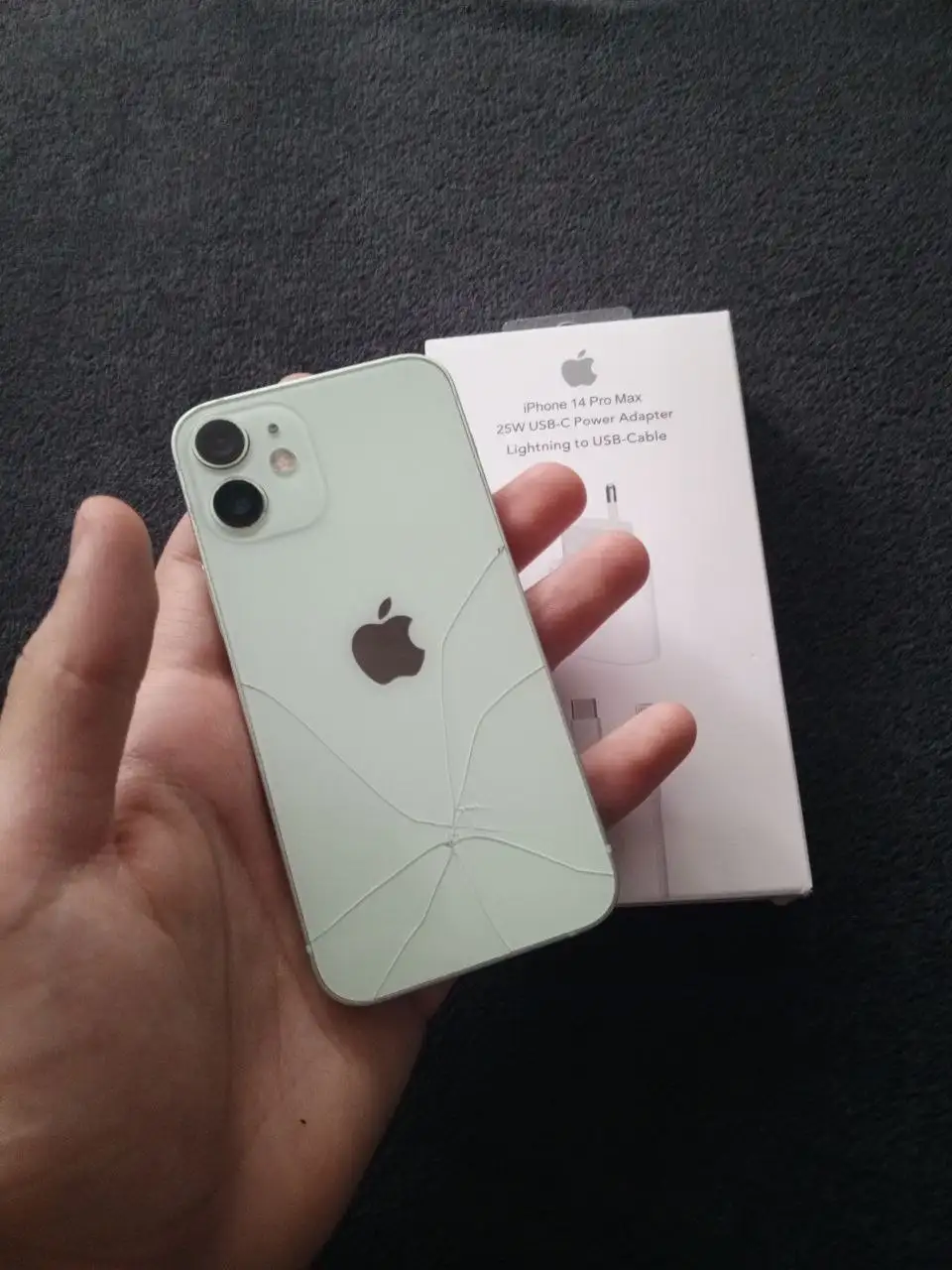 iPhone 12 mini 128gb с трещинами на крышке - Смартфоны (Электроника) в Уфа