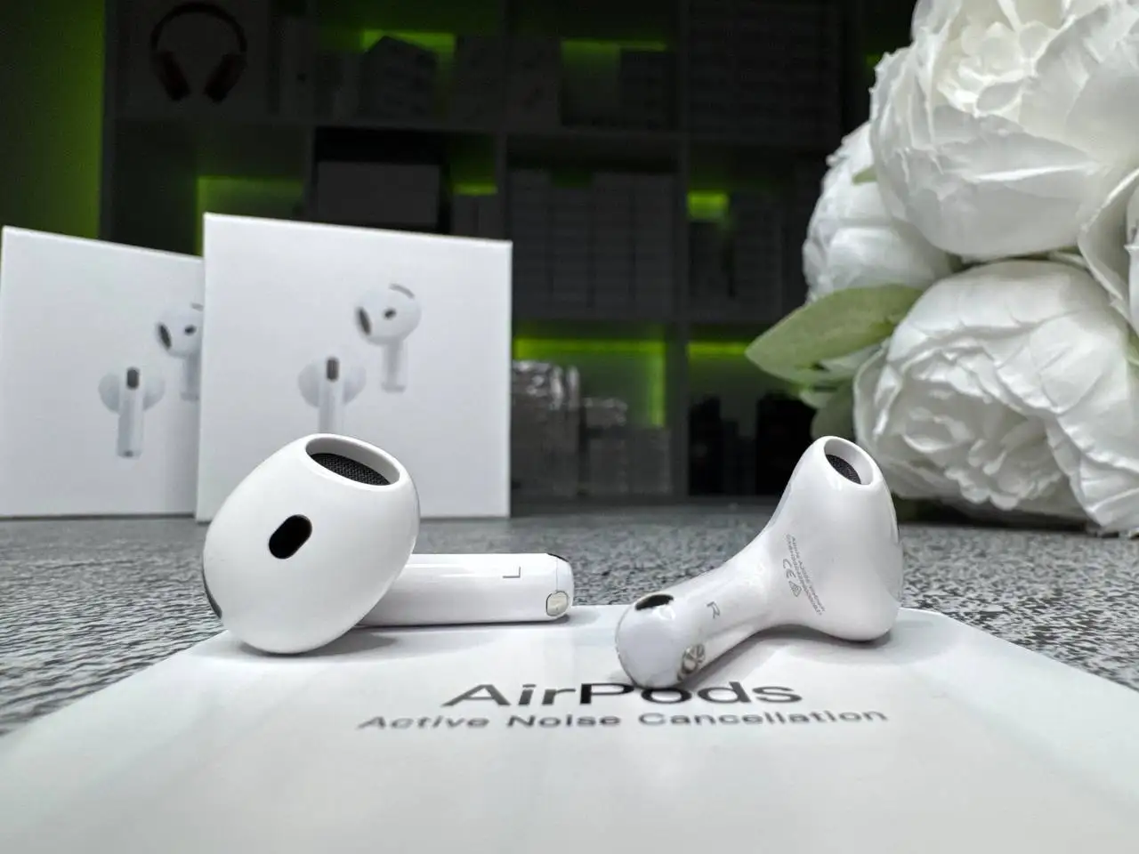 Продажа новых наушников AirPods и аксессуаров Apple - Наушники и аудио (Электроника) в Уфа