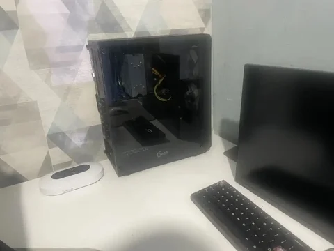 Продажа компьютера и клавиатуры - Клавиатуры в Уфа