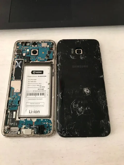 Два Samsung S8 Plus в состоянии на фото - Компьютерные комплектующие в Уфа