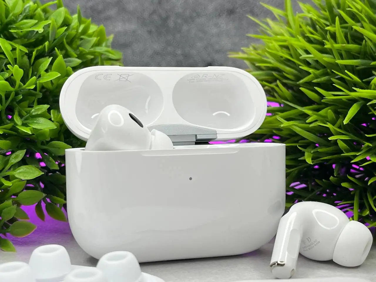 Продажа новых наушников Airpods и аксессуаров Apple в Уфе - Наушники и аудио (Электроника) в Уфа