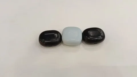 Продажа наушников: Hoco EQ 24, Redmi Buds 5 Pro, Realmi Buds T100 - Игры для приставок в Уфа