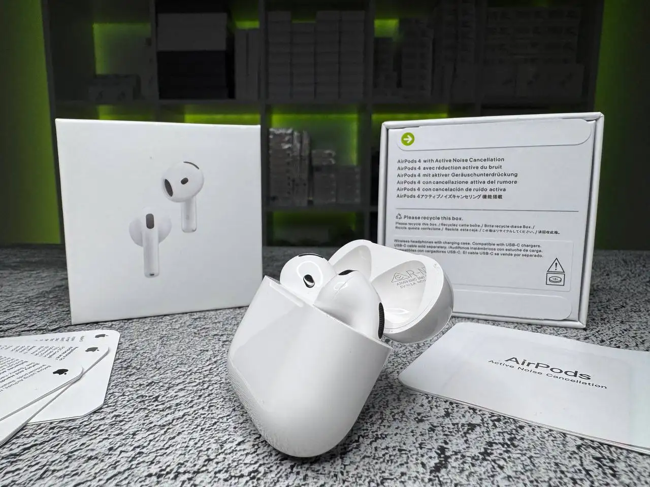 Продажа наушников AirPods и аксессуаров Apple в Уфе - Наушники и аудио (Электроника) в Уфа