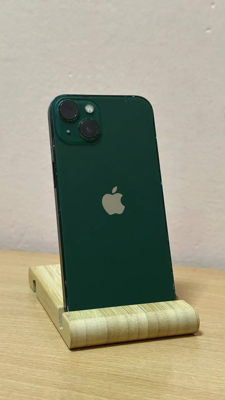 Продам айфон 13 128 ГБ - Смартфоны (Электроника) в Уфа