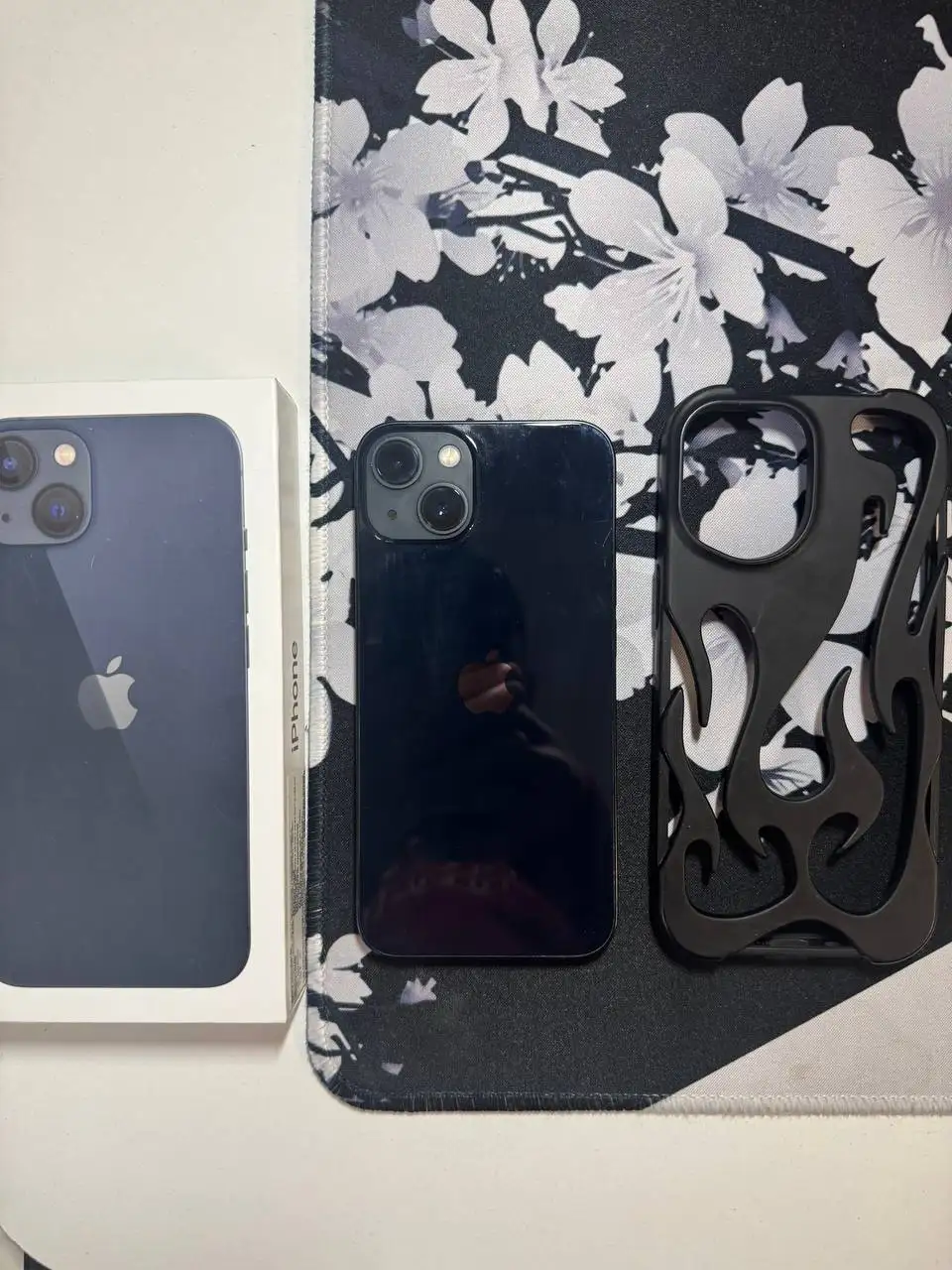 Iphone 13, 128 gb - Смартфоны (Электроника) в Уфа