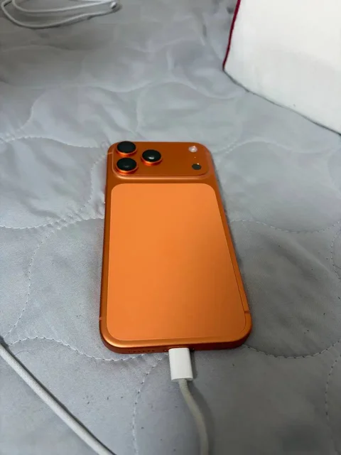 iPhone 17 Pro Max 256GB eSIM в идеальном состоянии - частное объявление в Уфа