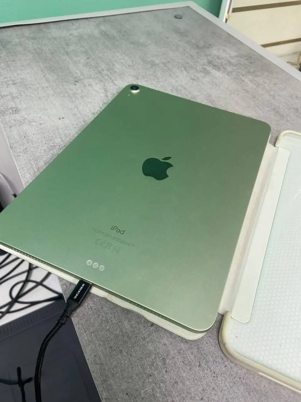 iPad Air 2020 4-го поколения 6/64гб - Планшеты (Электроника) в Уфа