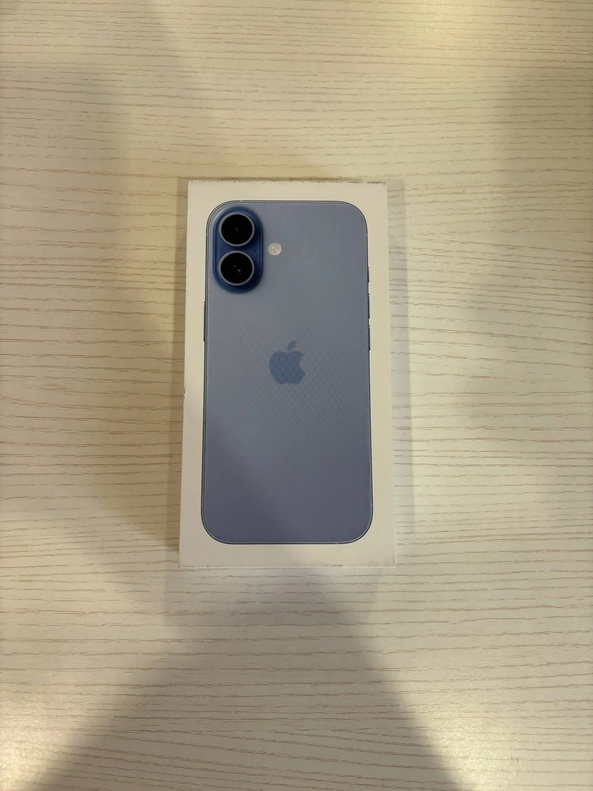 Новый 17 256 eSIM - Телефоны и смартфоны (Электроника) в Уфа