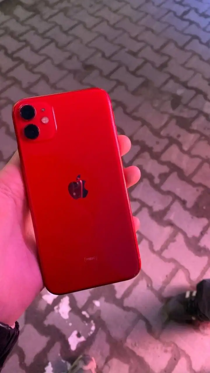 Продажа iPhone 11 и iPhone 7 - Смартфоны (Электроника) в Уфа