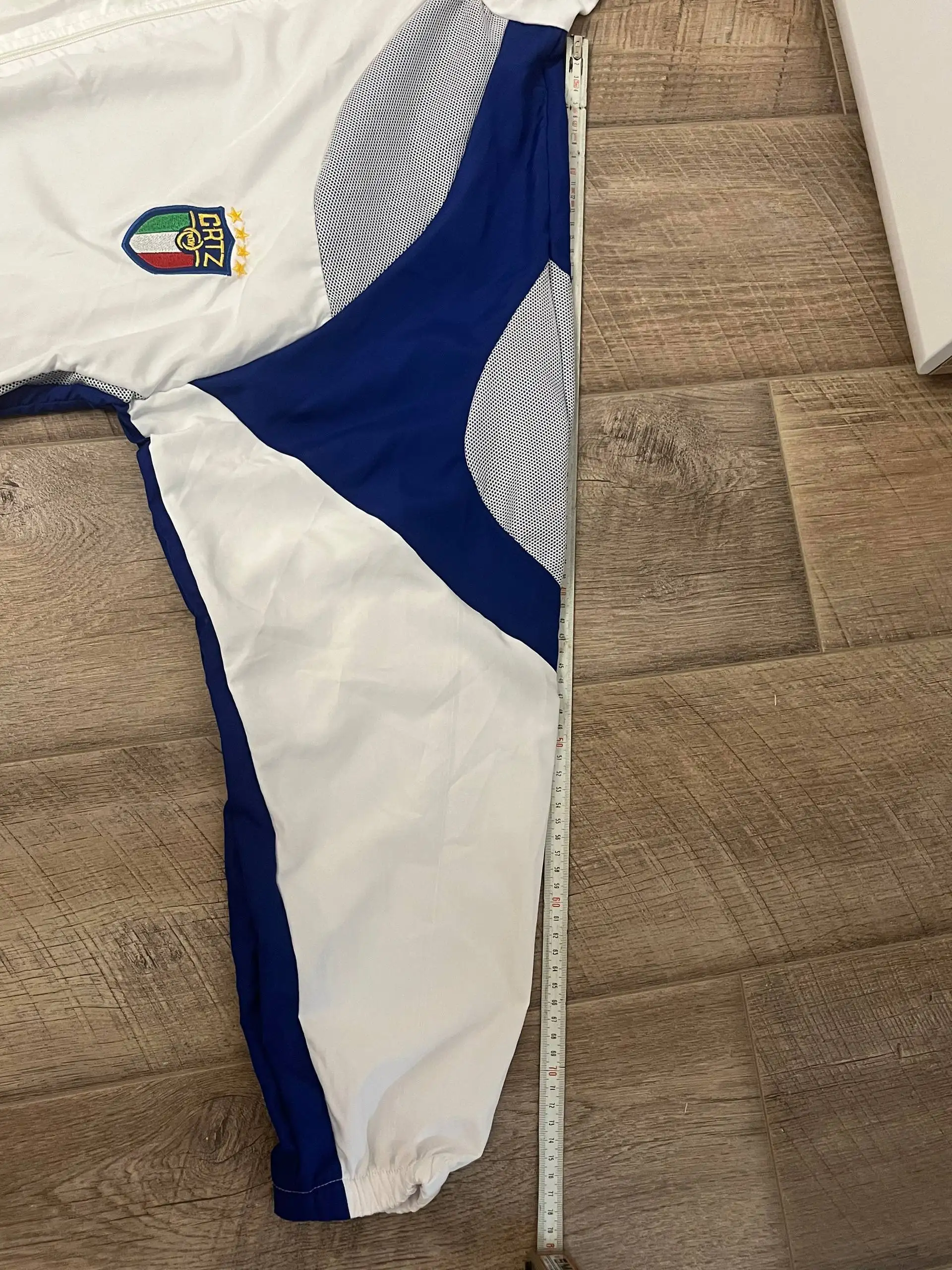 Зимняя куртка новая - Куртки (Одежда) в Уфа