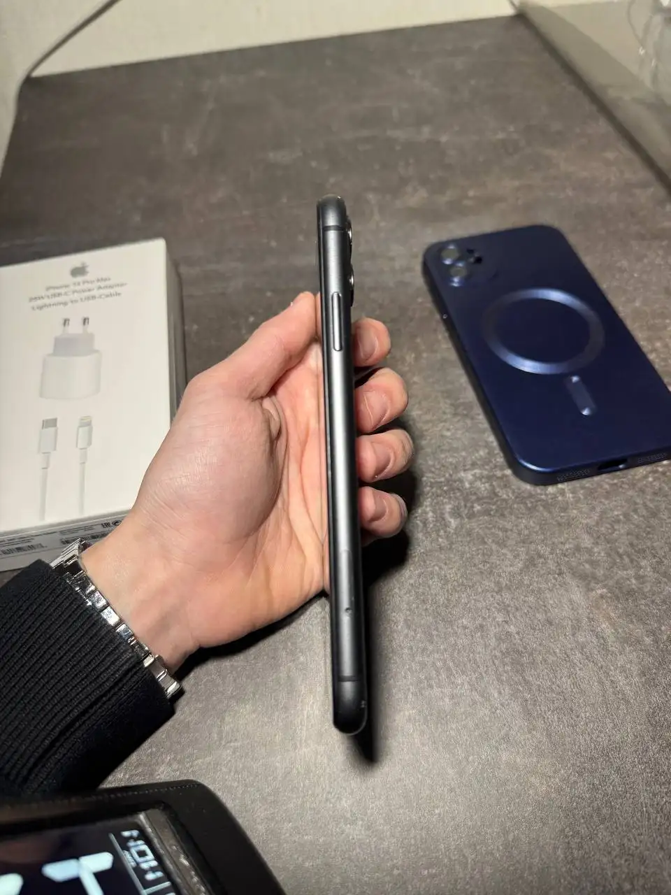 iPhone 11 64GB в идеальном состоянии - Смартфоны (Электроника) в Уфа