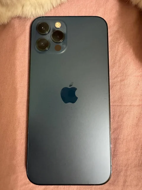 Айфон 12 Pro 128GB синий + коробка от айфон 11 черный - Мобильные телефоны в Уфа