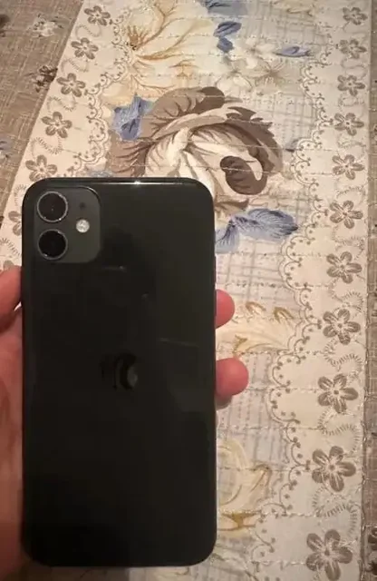 iPhone 11 128 ГБ - Смартфоны и аксессуары в Уфа