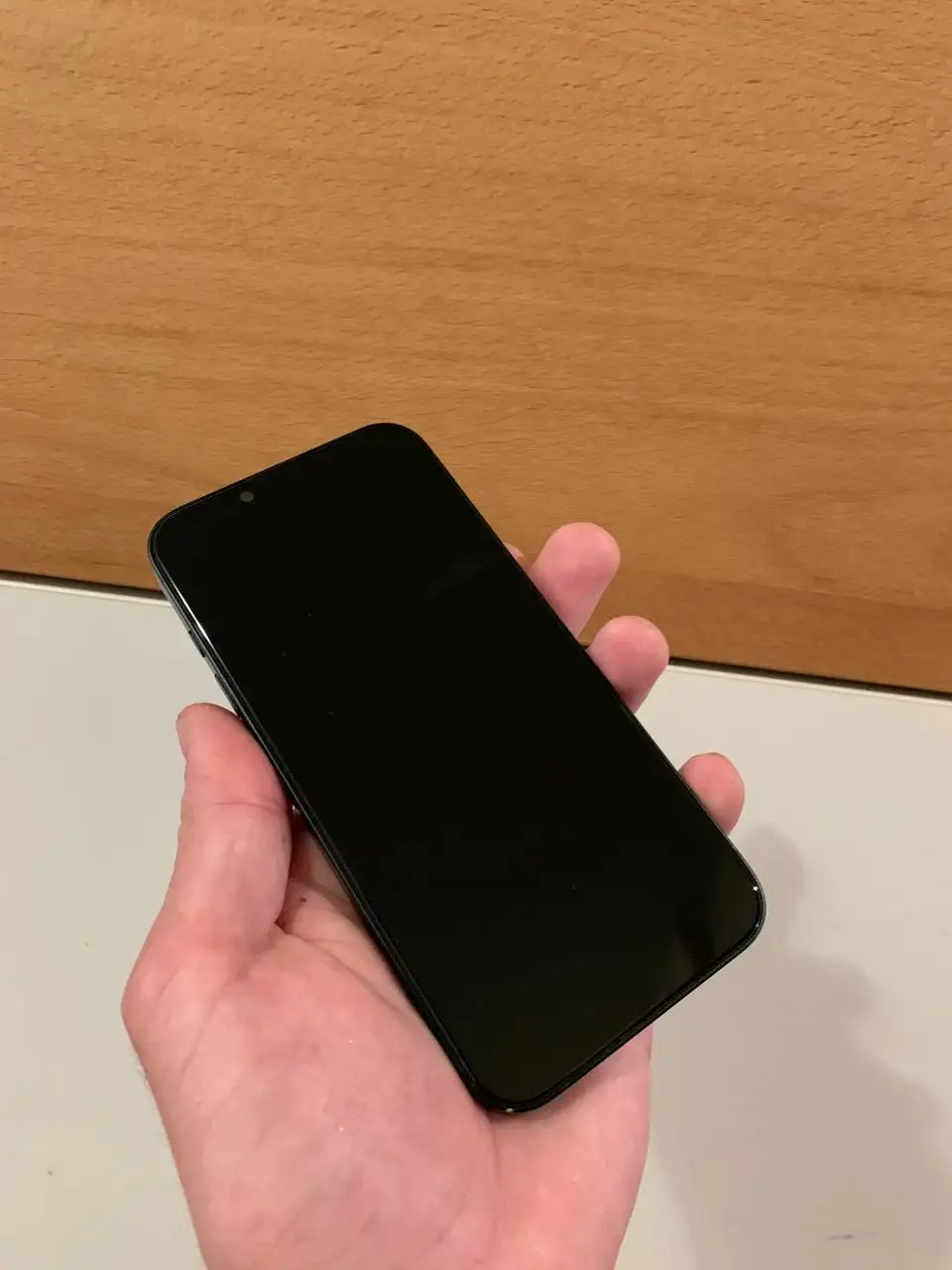 iPhone 16e 128 GB - Смартфоны и гаджеты (Электроника) в Уфа